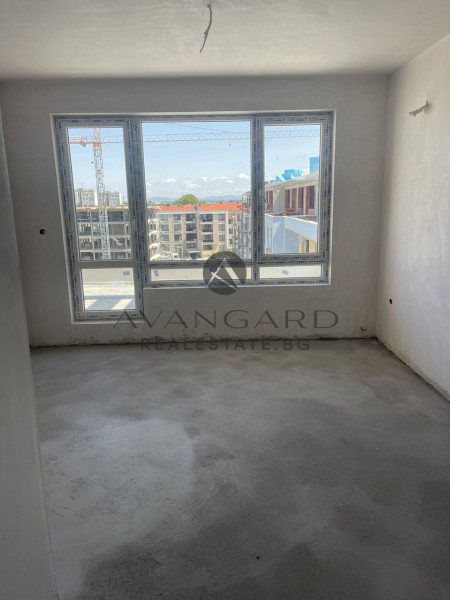 Act 14! Two -bedroom new building