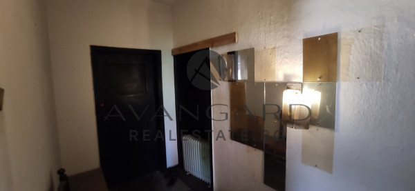 Floor of house / garage / basement