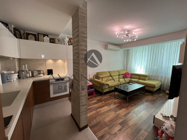 Fully furnished two bedroom to the fair!
