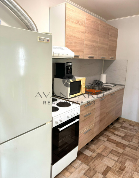 Two -storey house with a yard in the village of Kalekovets!