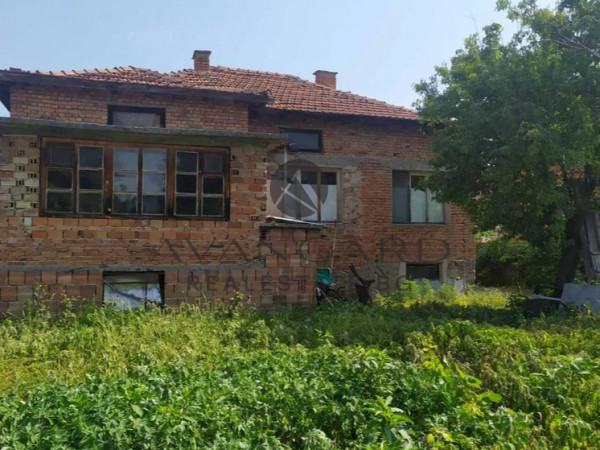 House in the village of Yagodovo