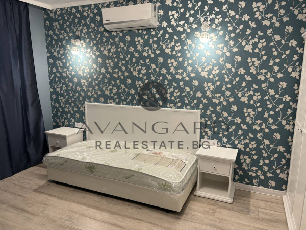 Luxury four-room apartment next to MG