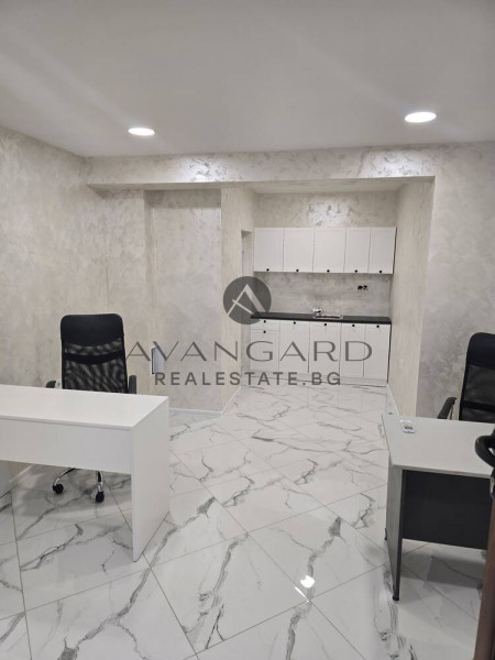 ОБЗАВЕДЕН ОФИС / КЪРШИЯКА