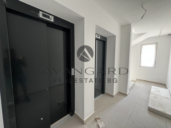 One bedroom apartment in front of Act 16!