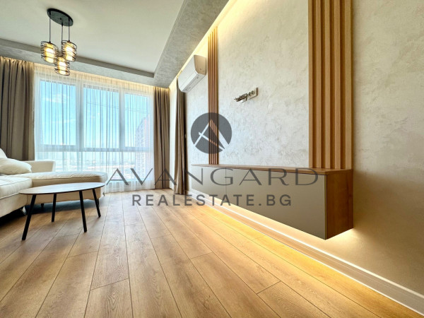 Luxury one -bedroom with act 16