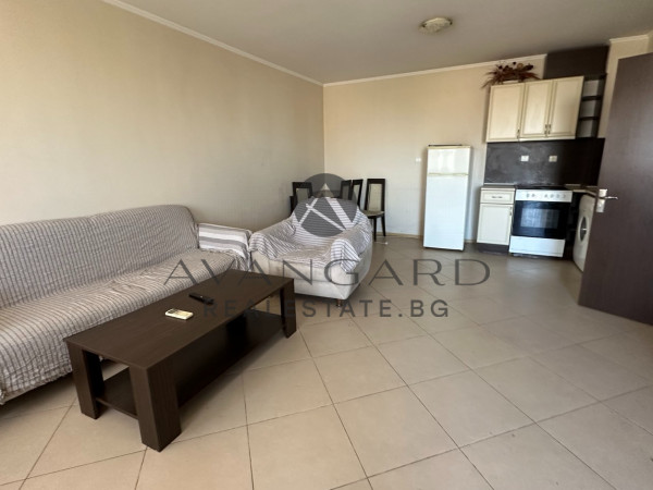 One bedroom! Furnished! Thrace!