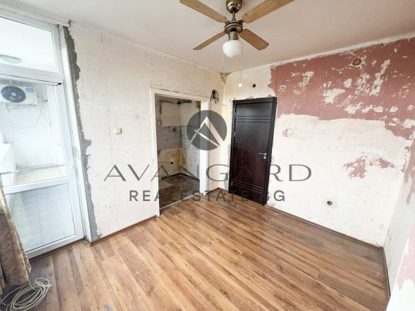 TWO-ROOM APARTMENT WITH THREE SEPARATE ROOMS / KYUCHUK PARIS