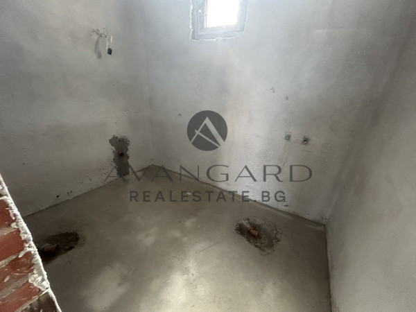 Benefit! Two -bedroom with garage act 16
