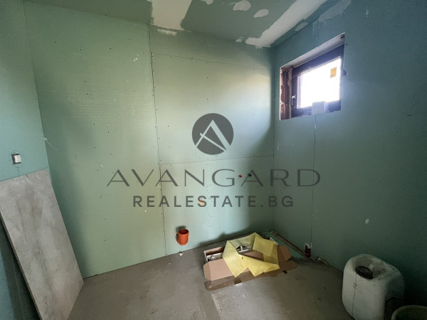 Detached two-story house with deed 16 in Krumovo