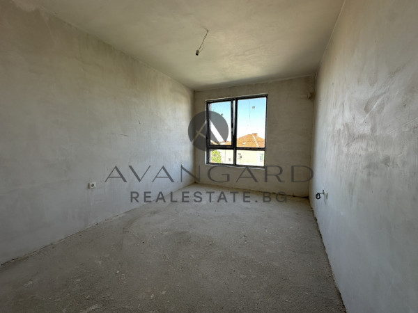 One -bedroom in front of act16 / parking space in the price