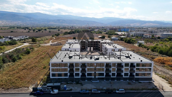 FOUR-ROOM APARTMENT, SQUARE OSTROMILA