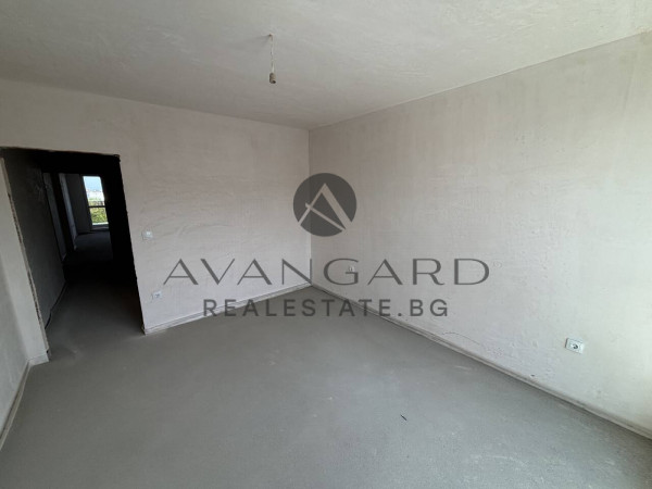 ПРОСТОРЕН ТРИСТАЕН С АКТ16 / ЮЖНО ИЗЛОЖЕНИЕ