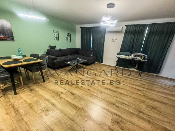 Обзаведен двустаен до Стоматологичен факултет