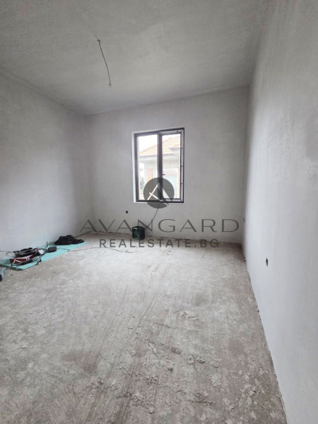 ЕКСКЛУЗИВНО !!! КЪЩА В С. МАНОЛЕ !!! ТРИ СПАЛНИ !!! ДВОР !!!АКТ 16 !!!