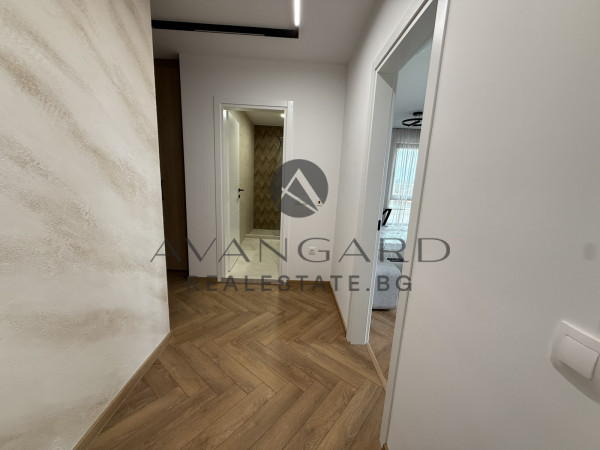 ТРИСТАЕН ЛУКСОЗЕН ПЕНТХАУС