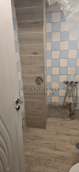 Multi -room / real square footage