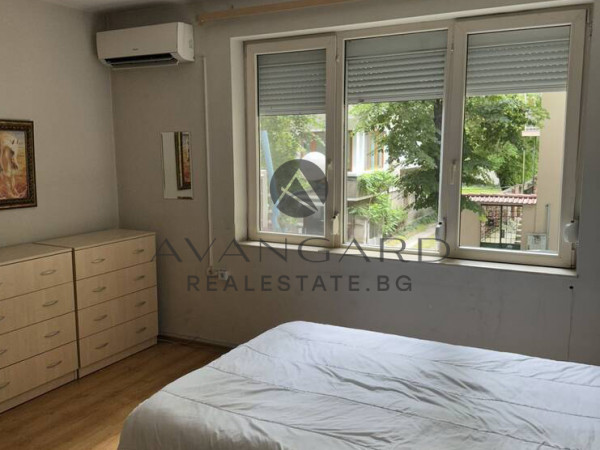 Multiple furnished! Super Center!