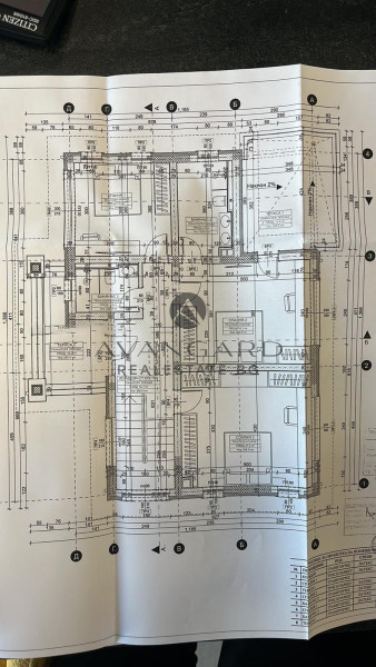 DETACHED HOUSE WITH YARD! COMA!