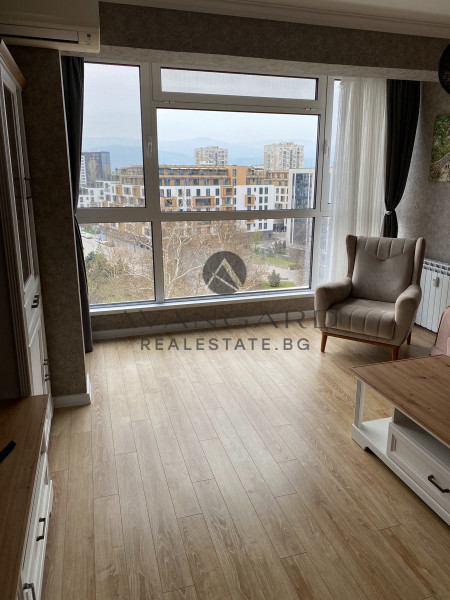 Luxury two -bedroom apartment to Mall Plovdiv
