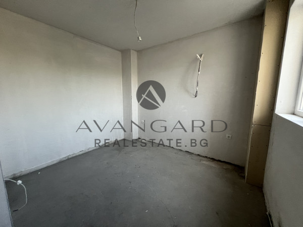 One bedroom apartment in a luxury building with Act 16!
