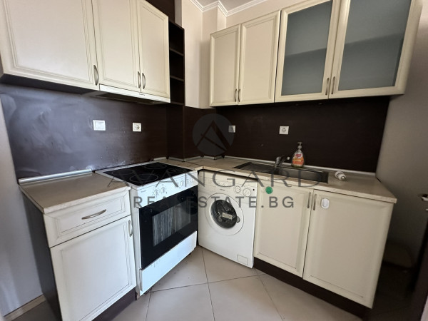 One bedroom! Furnished! Thrace!