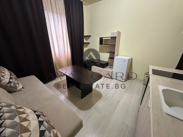 One bed! Furnished! Sunrise!