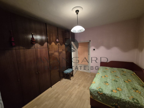 One -bedroom / three separate rooms / Kyuchuk Paris