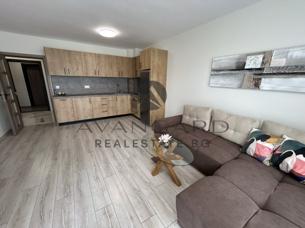 Round -one -bedroom