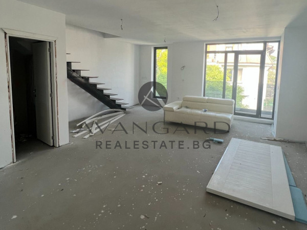 Four room penthause Sydiiski