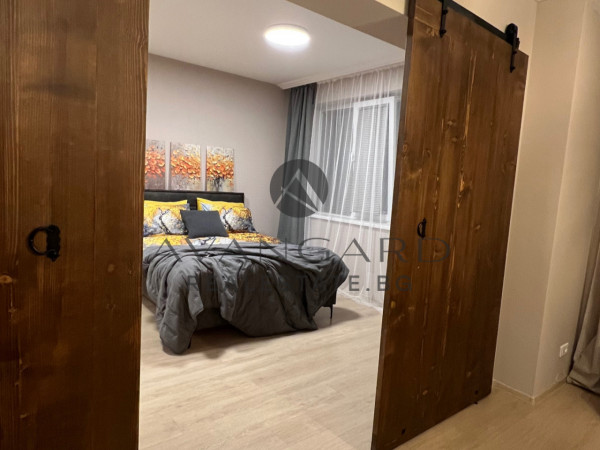 ТРИСТАЕН АПАРТАМЕНТ ДО ГРАДСКАТА ГРАДИНА