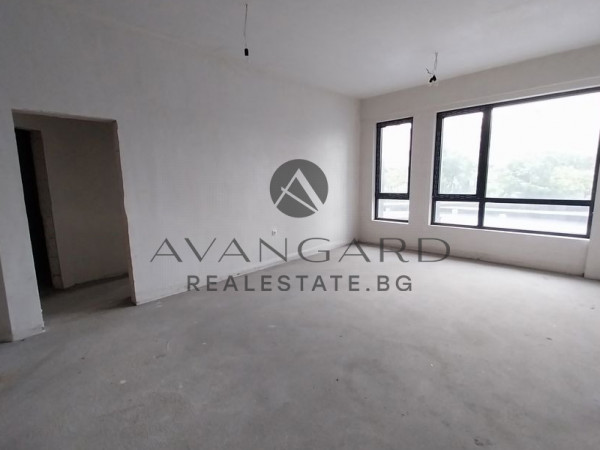 АКТ 16! Тристаен апартамент С 34 кв.м. ХОЛ / Мол Пловдив