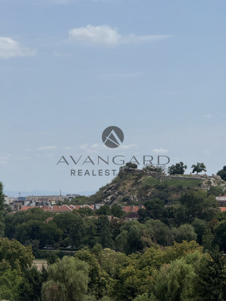 A multi -bedroom apartment in the center of Plovdiv