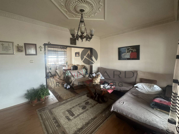 A renovated two -bedroom apartment to Kaufland