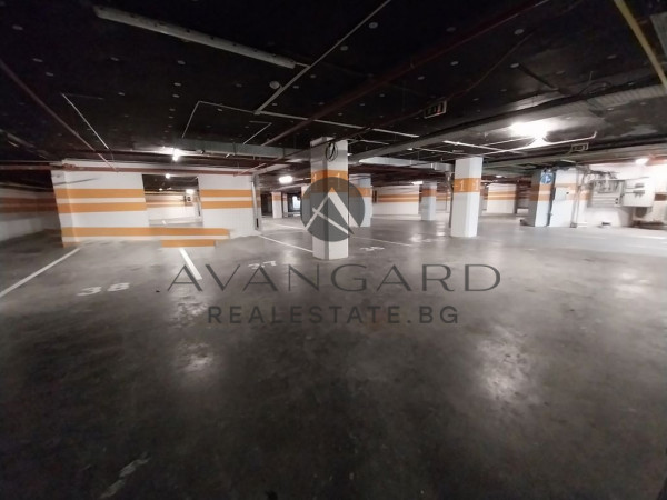 АКТ 16! Тристаен апартамент С 34 кв.м. ХОЛ / Мол Пловдив