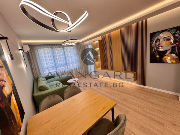 Луксозен двустаен Христо Смирненски