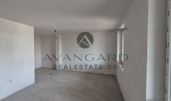 One -bedroom in front of Act 16 Ostromilla