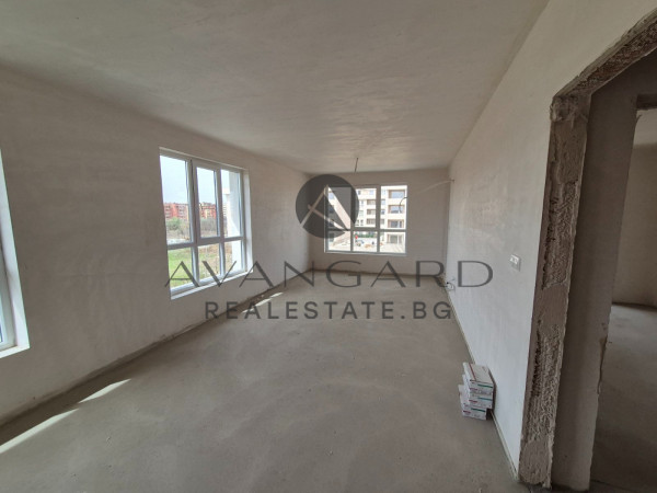 Three -bedroom Act16 / New Building