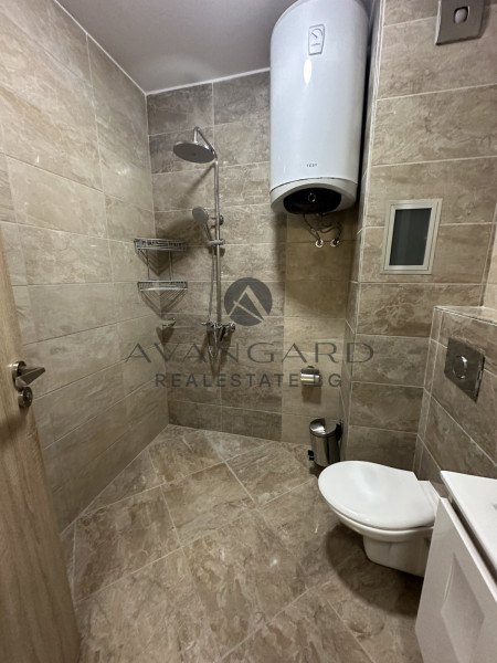 ДВУСТАЕН ОБЗАВЕДЕН /  Кючук Париж