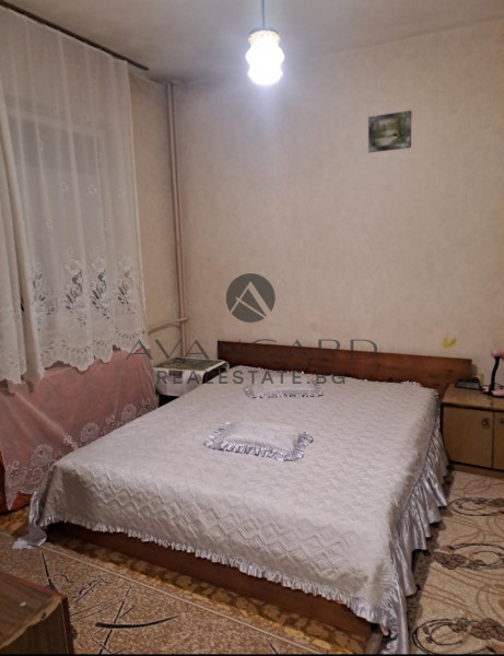 THREE-ROOM APARTMENT! THRACIA!