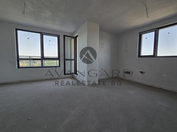 Spacious one -bedroom / new building with Act 16