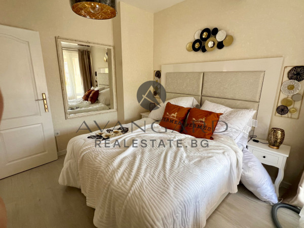 Three -bedroom with living room 55sq.m./south exposure