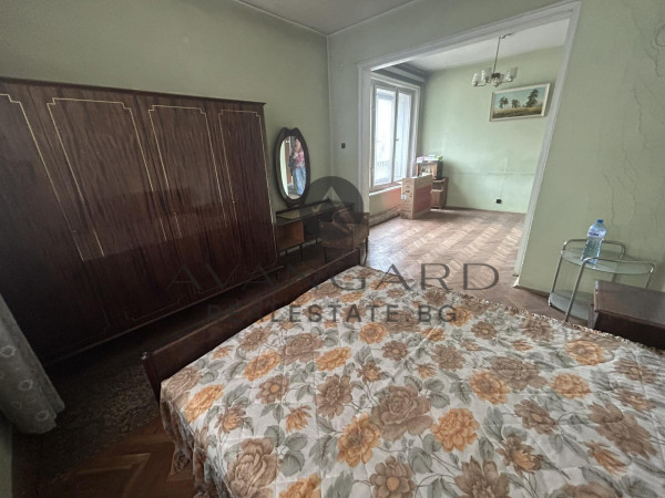 A three -bedroom with a parking space military hospital