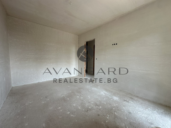 Two -bedroom north/south exhibitions