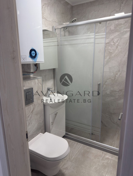 АКТ 16! Отремонтиран двустаен Кючук Париж