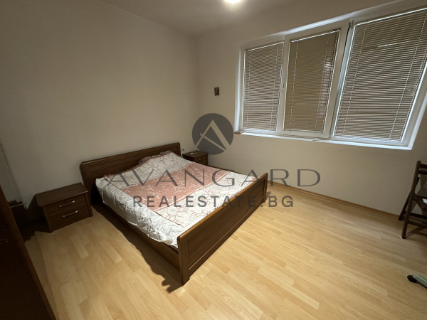 Spacious three -bedroom / Plovdiv University