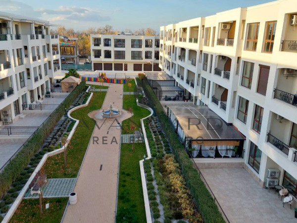 Four-room apartment with GARAGE AND PARKING PLACE ROWING BASE