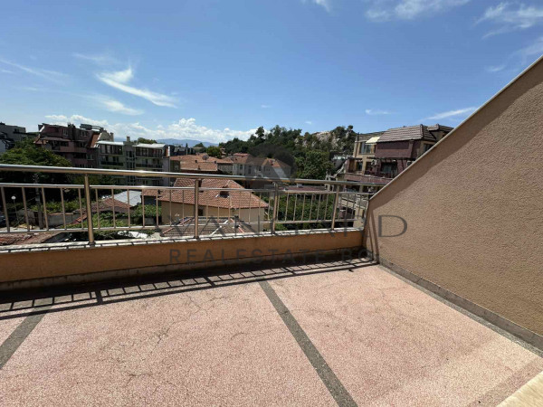 ТРИСТАЕН АПАРТАМЕНТ С АКТ 16!