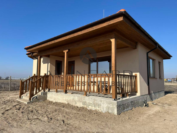 Newly built house with act15 Voivodinovo!