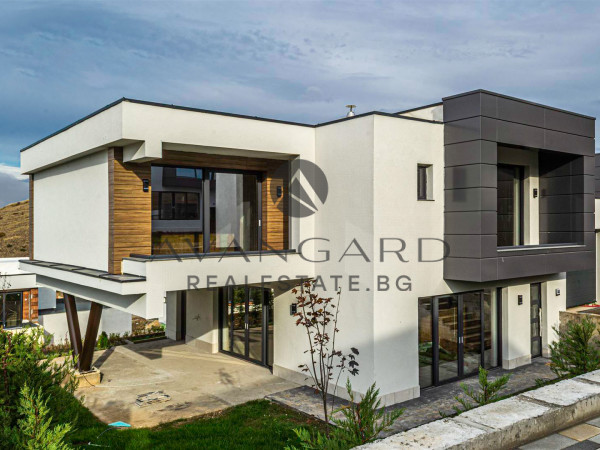 NEW MODERN HOUSE IN MARKOVO