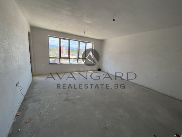 BARGAINFUL! SPACIOUS TWO BEDROOM APARTMENT